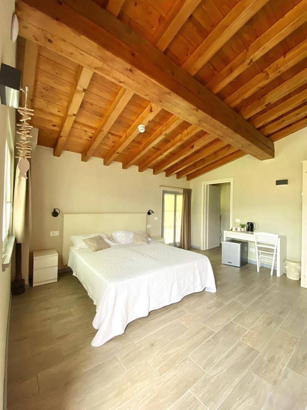 Agriturismo Cascina Carai Marone Exterior photo
